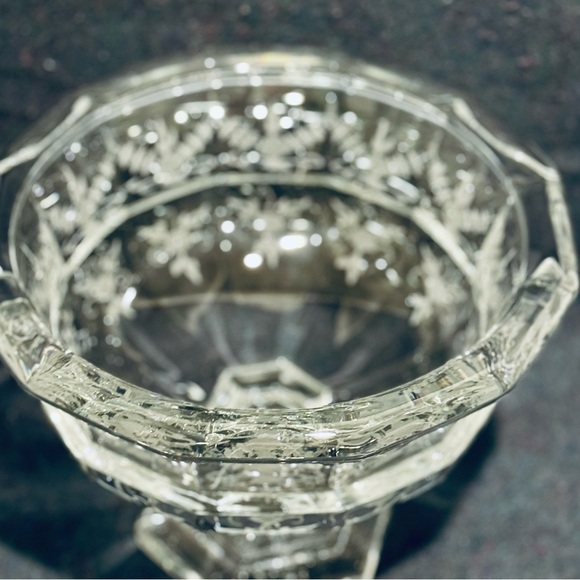 TIFFANY & CO. Biedermeier Footed Crystal Bowl - Picture 4 of 7